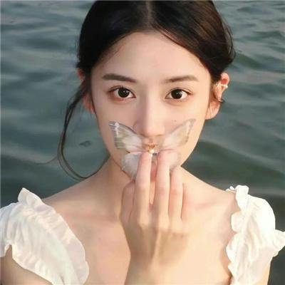 若情人般吻我 封面